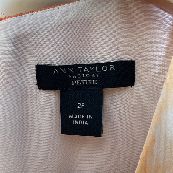 Ann Taylor Flutter Sleeve Tie Waist Watercolor Wrap Dress 2P - Picture 4 of 8